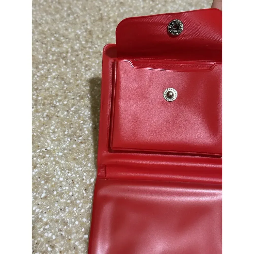 Hello Kitty 1976 Sanrio Red Suitcase Wallet with Handle 